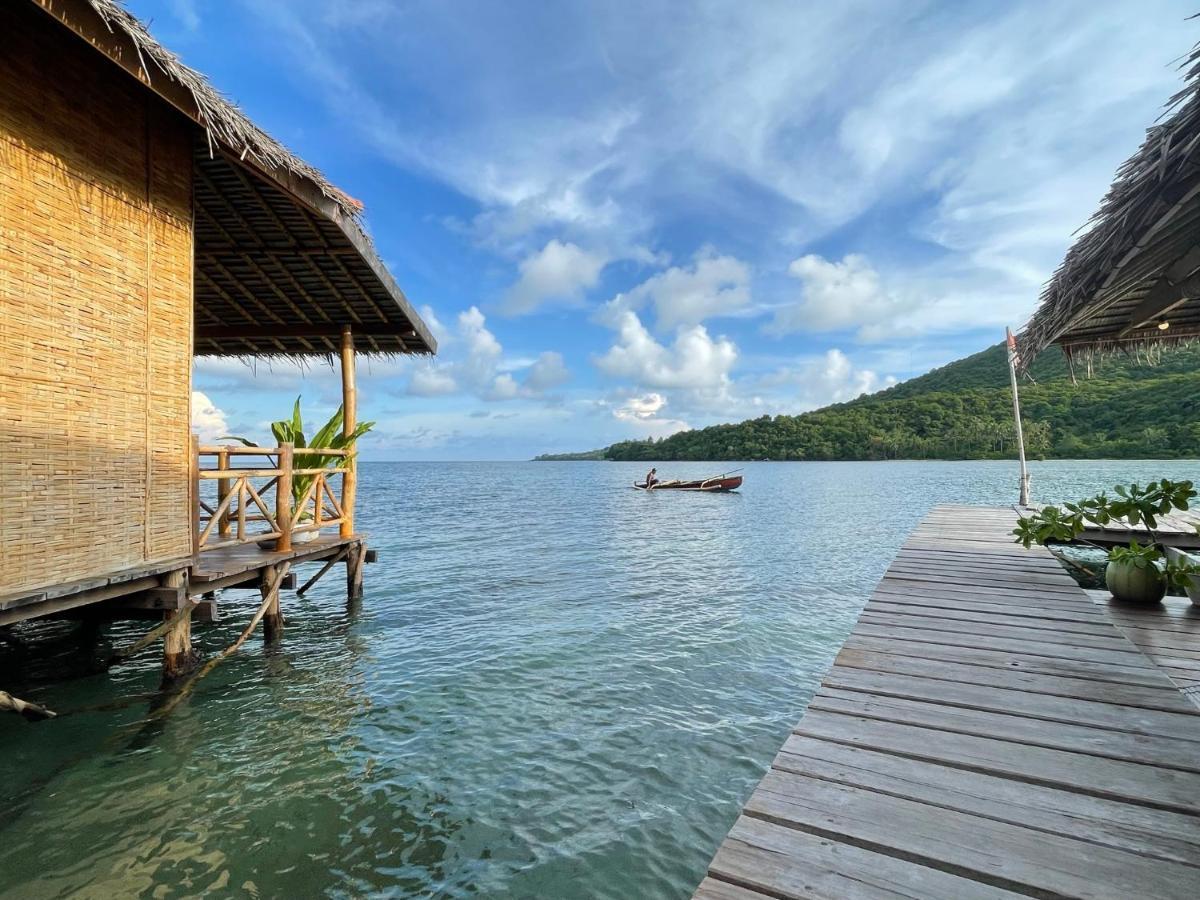 Floating Paradise Ilhas Karimunjava Exterior foto