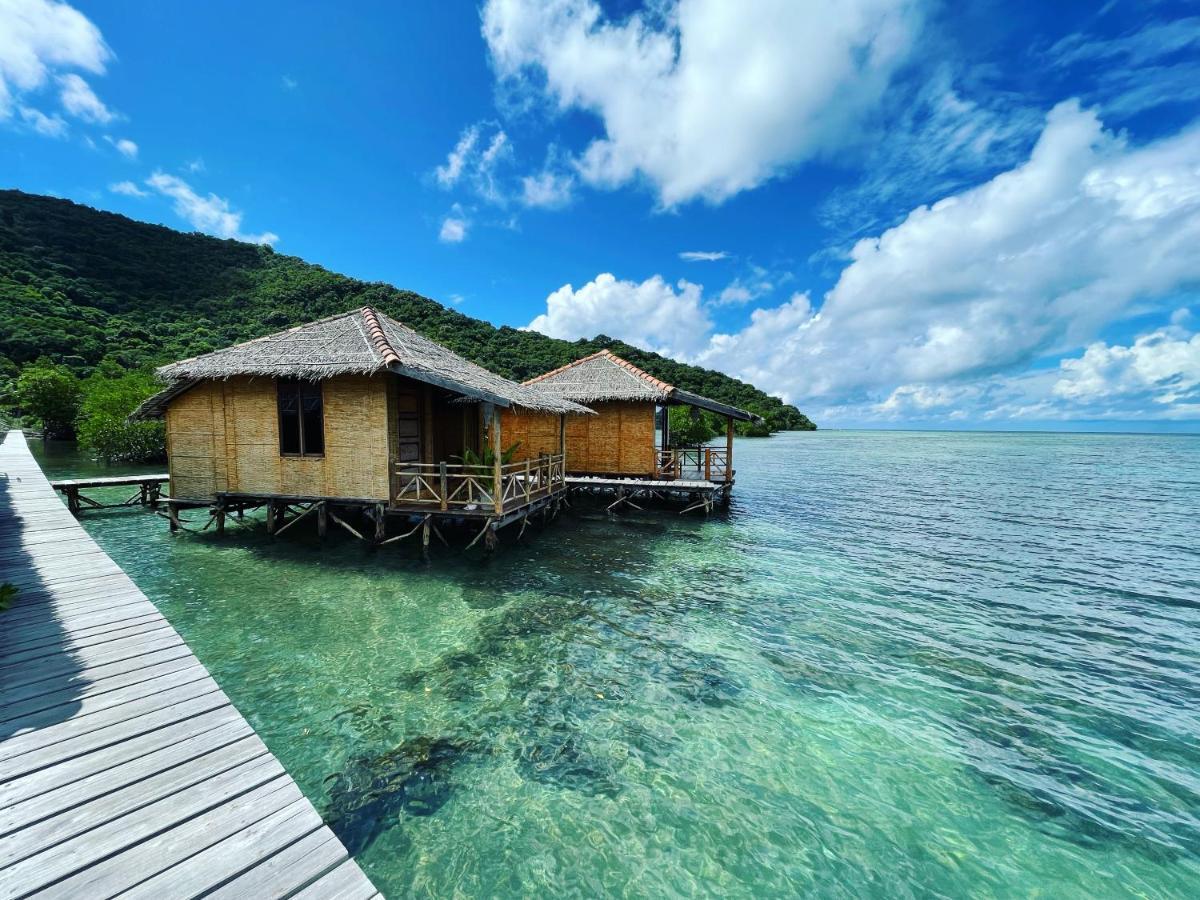 Floating Paradise Ilhas Karimunjava Exterior foto