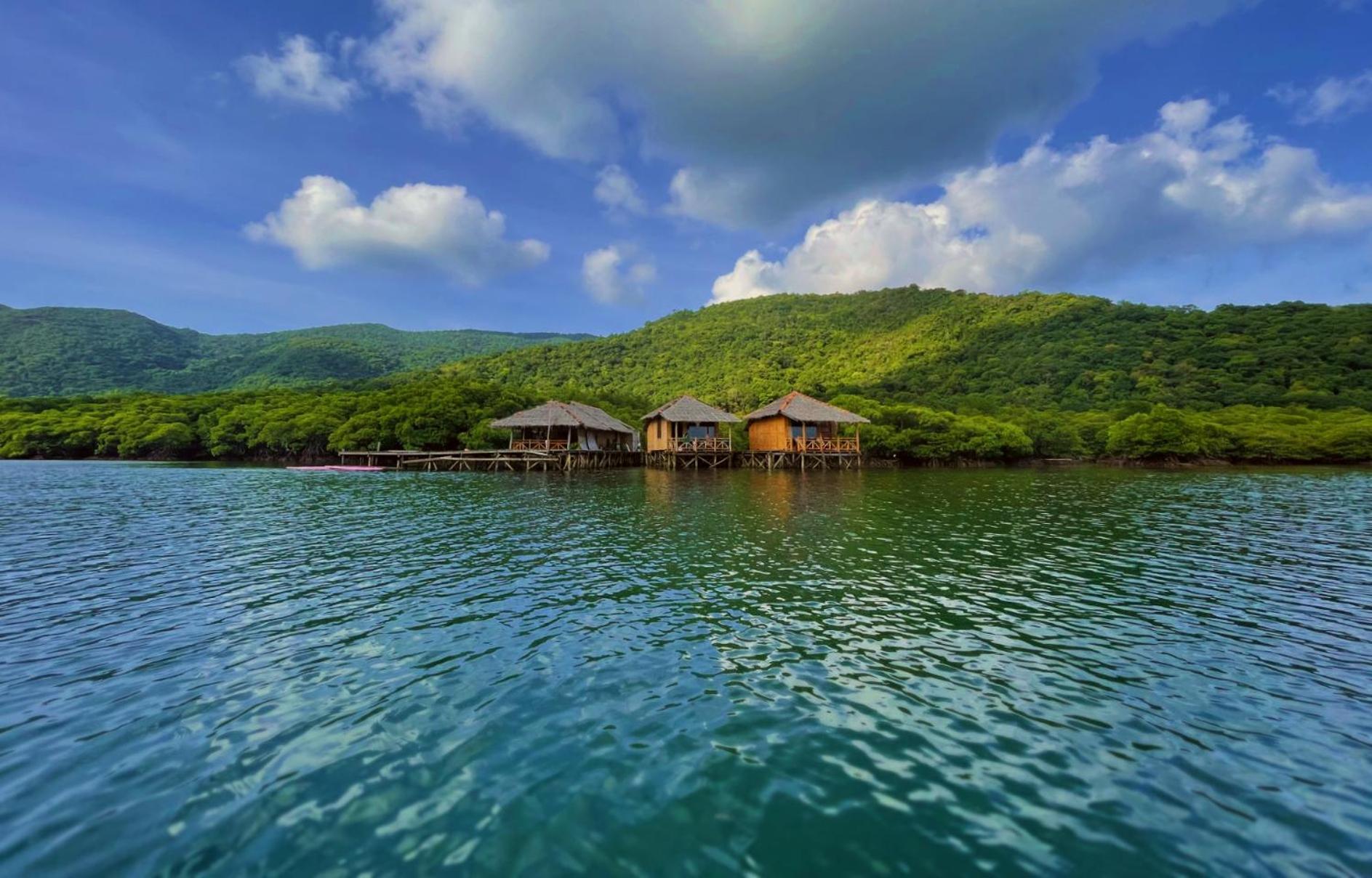 Floating Paradise Ilhas Karimunjava Exterior foto