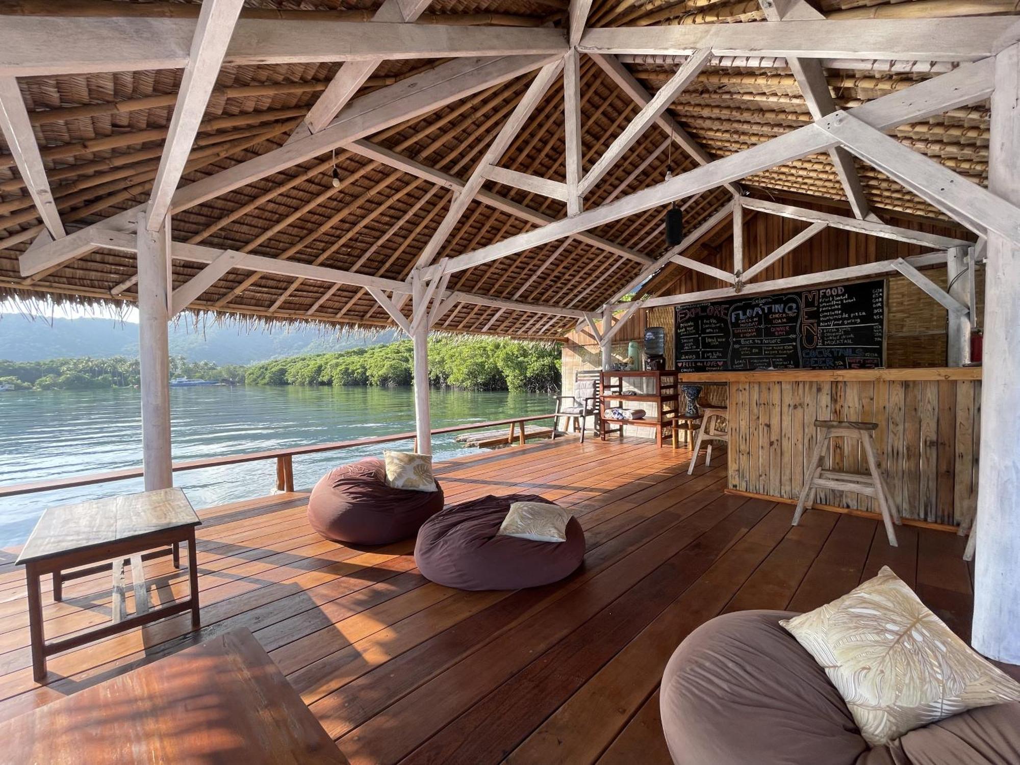 Floating Paradise Ilhas Karimunjava Exterior foto