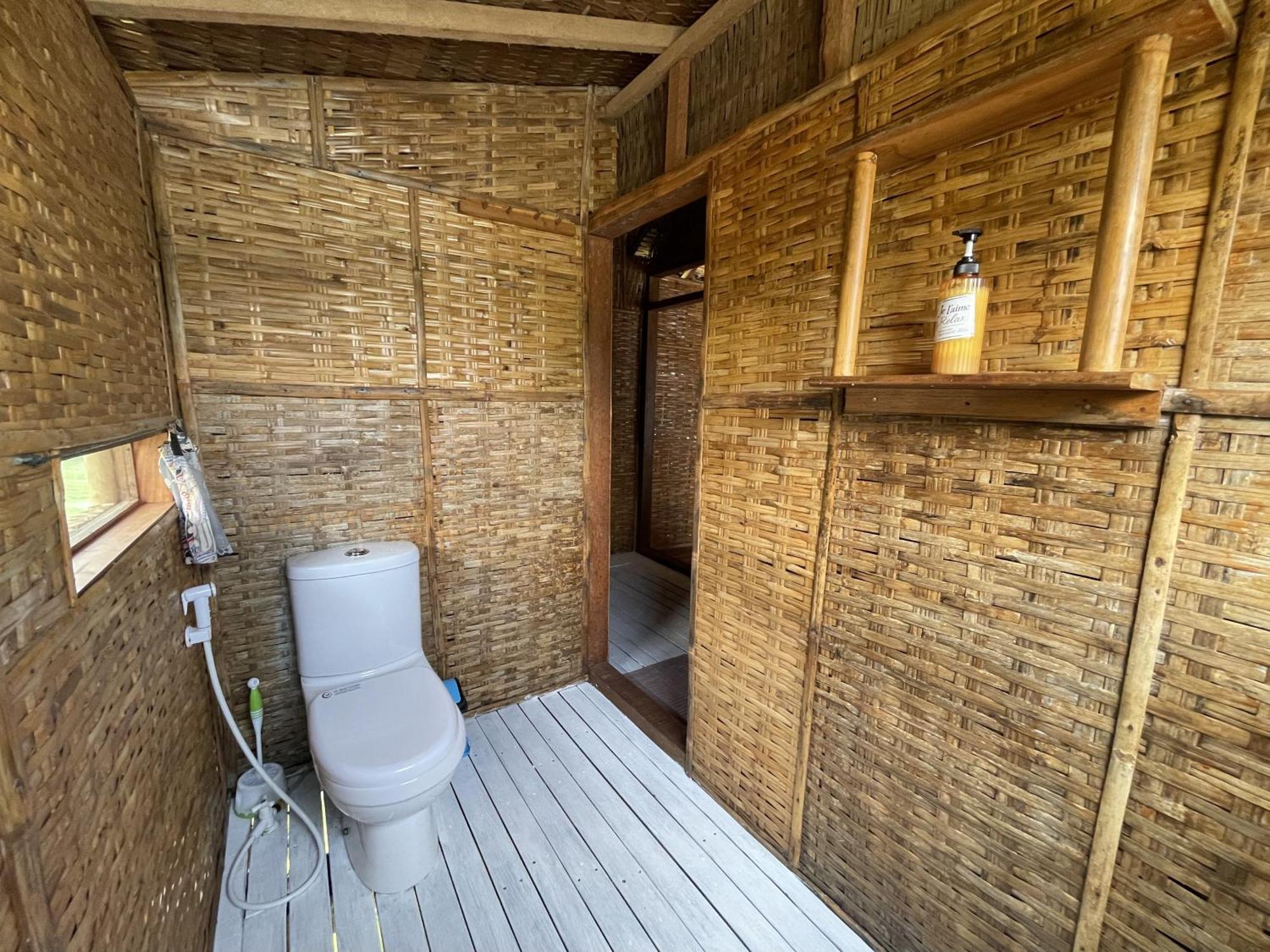 Floating Paradise Ilhas Karimunjava Exterior foto