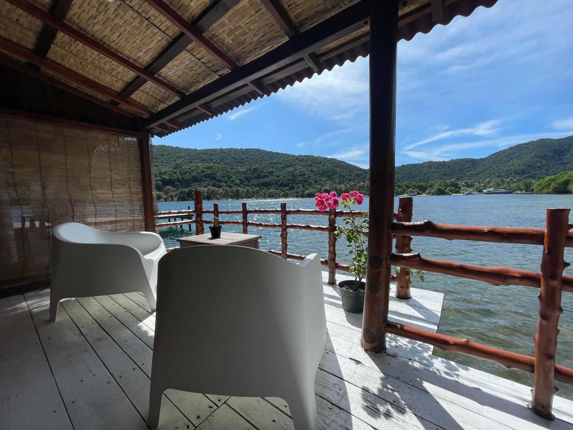 Floating Paradise Ilhas Karimunjava Exterior foto